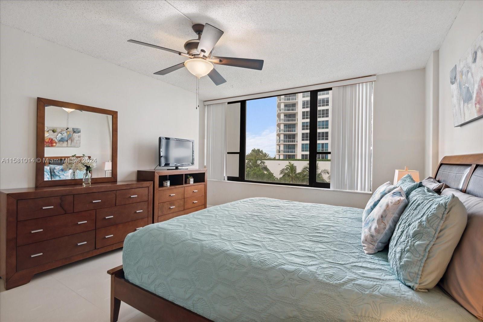 ALEXANDER TOWERS CONDO - Residential Lease