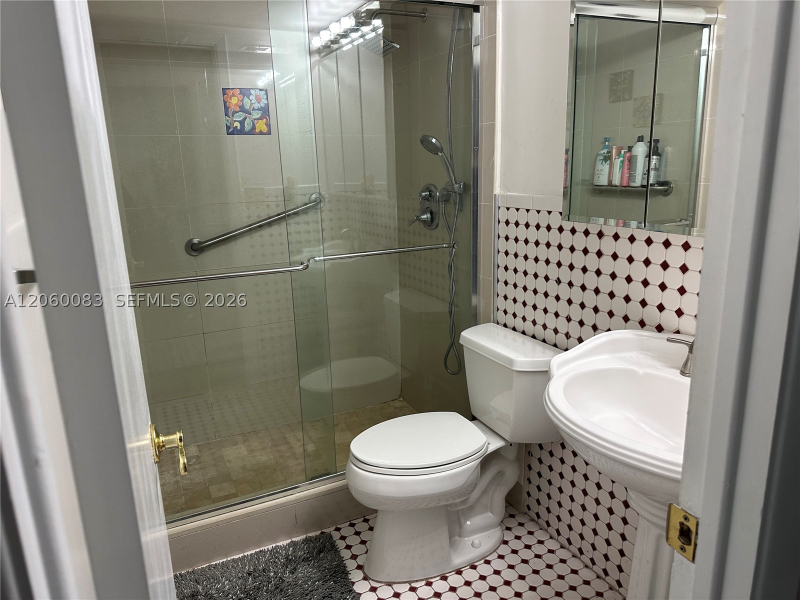 HEMISPHERES CONDO - Residential