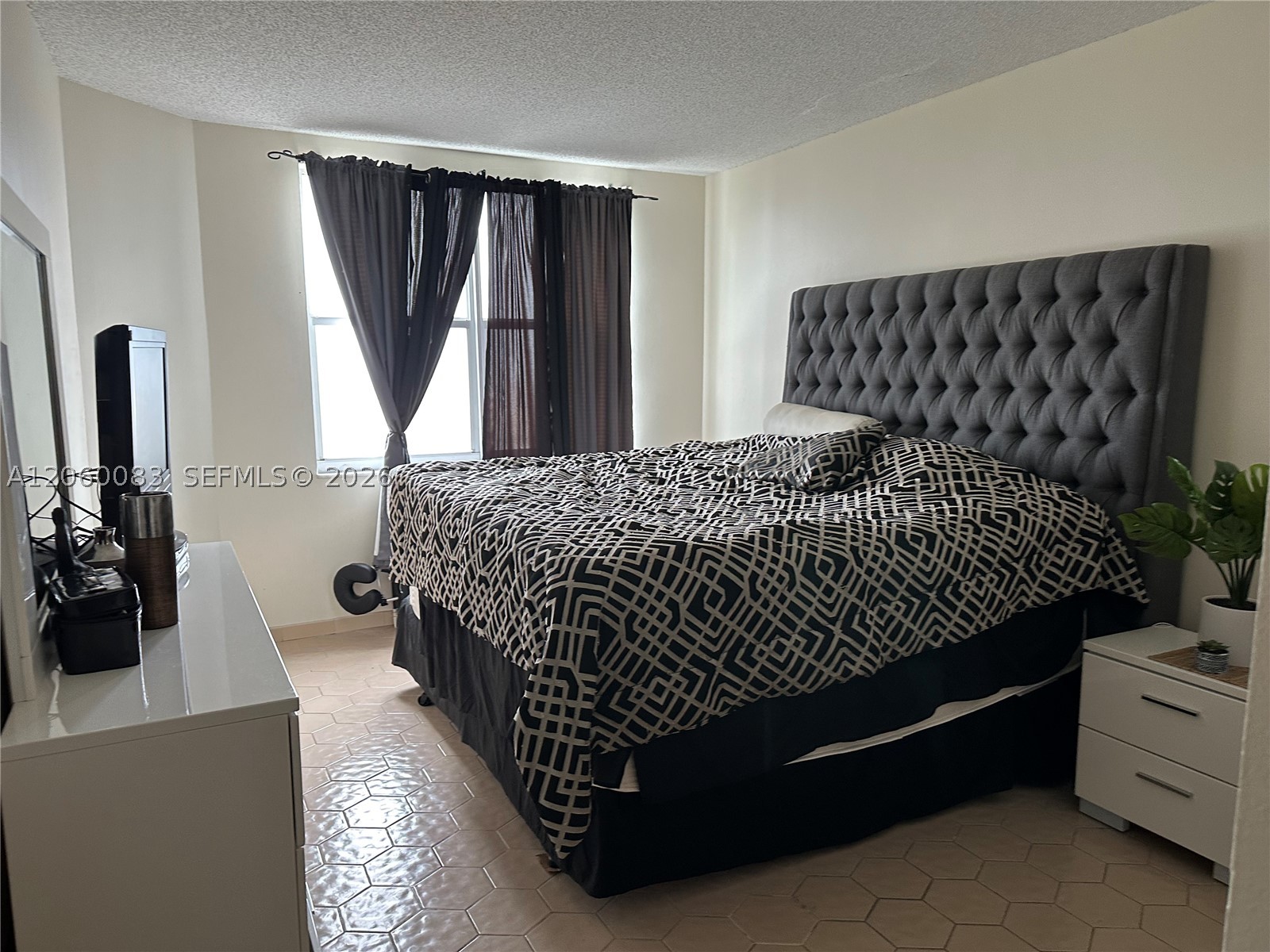 HEMISPHERES CONDO - Residential