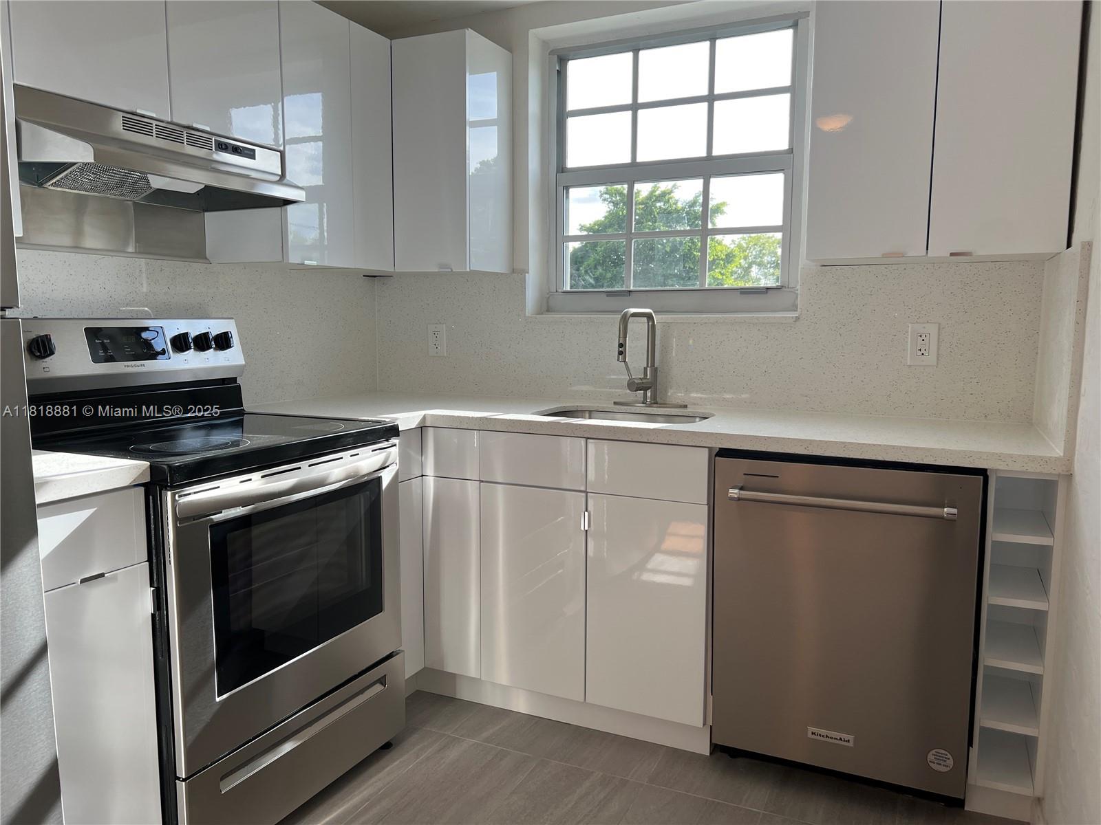 NORTH GATE - Residential Lease