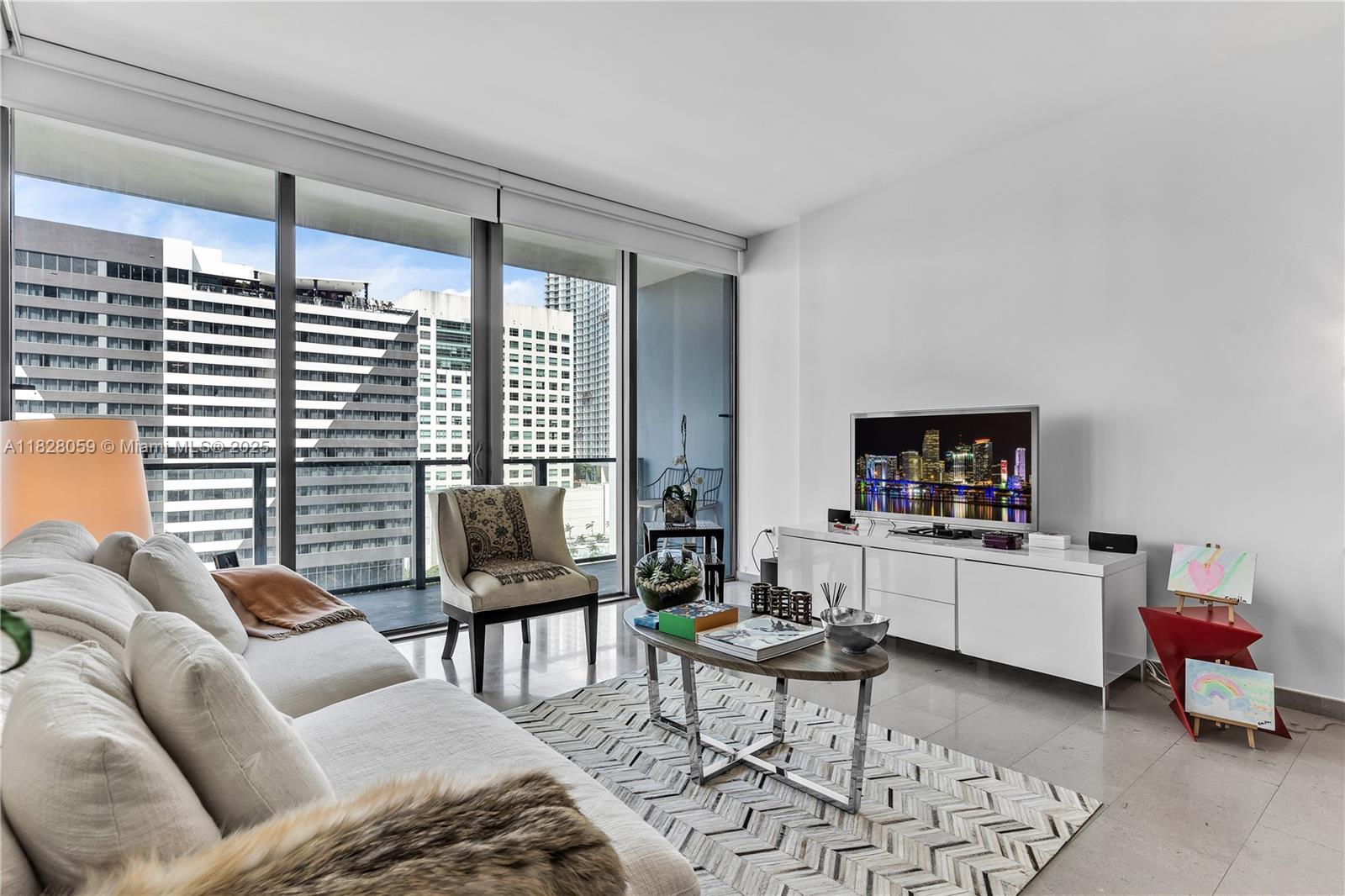 RISE CONDO - Residential