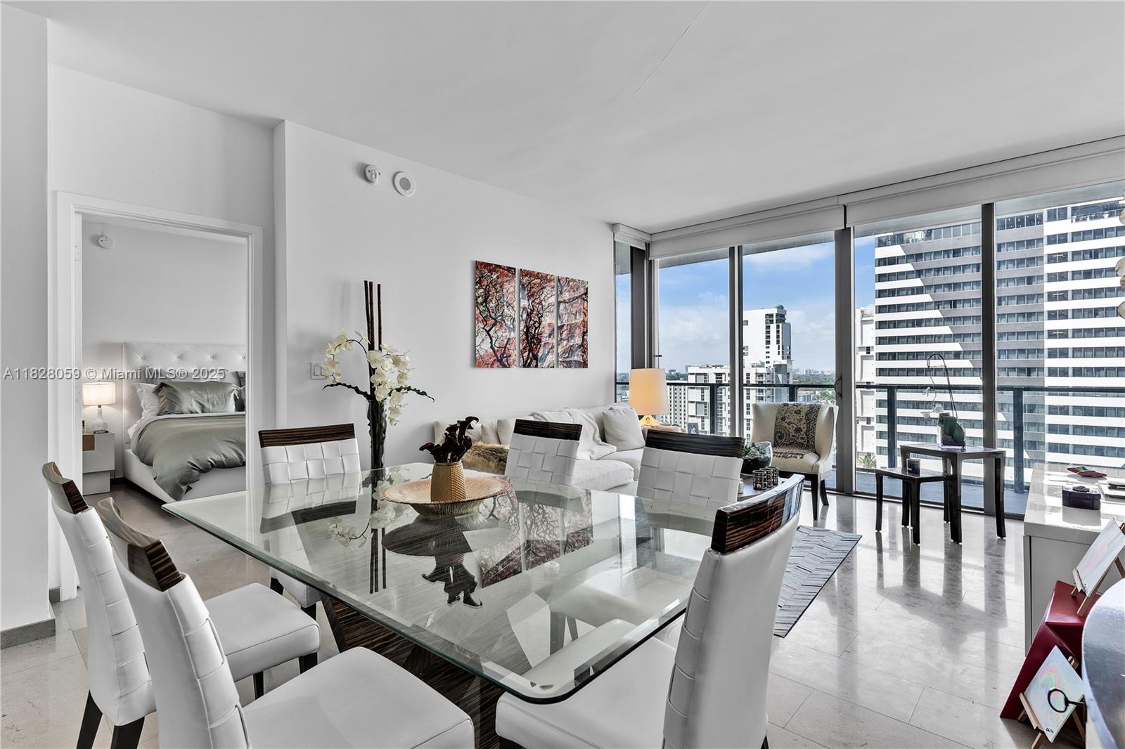 RISE CONDO - Residential