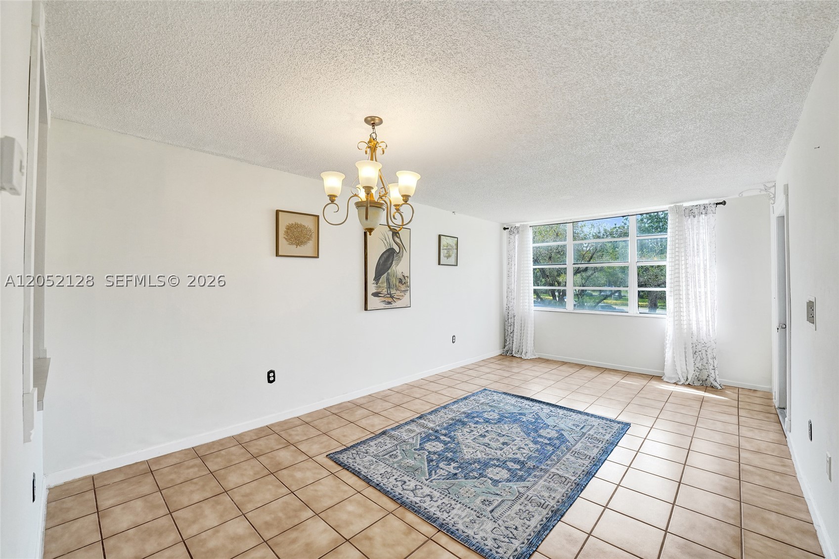 TANGERINE CONDOMINIUM EIG - Residential Lease