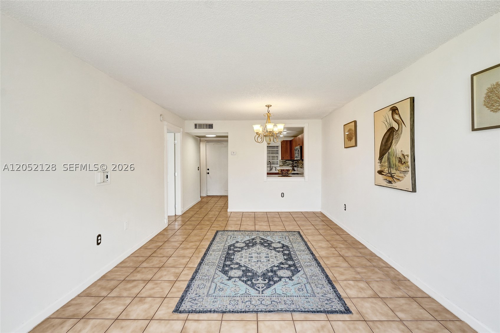 TANGERINE CONDOMINIUM EIG - Residential Lease