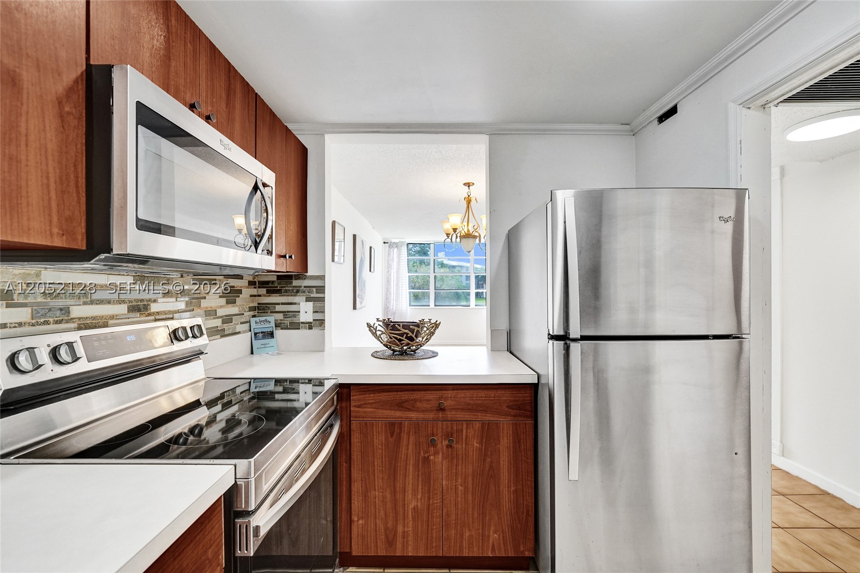 TANGERINE CONDOMINIUM EIG - Residential Lease