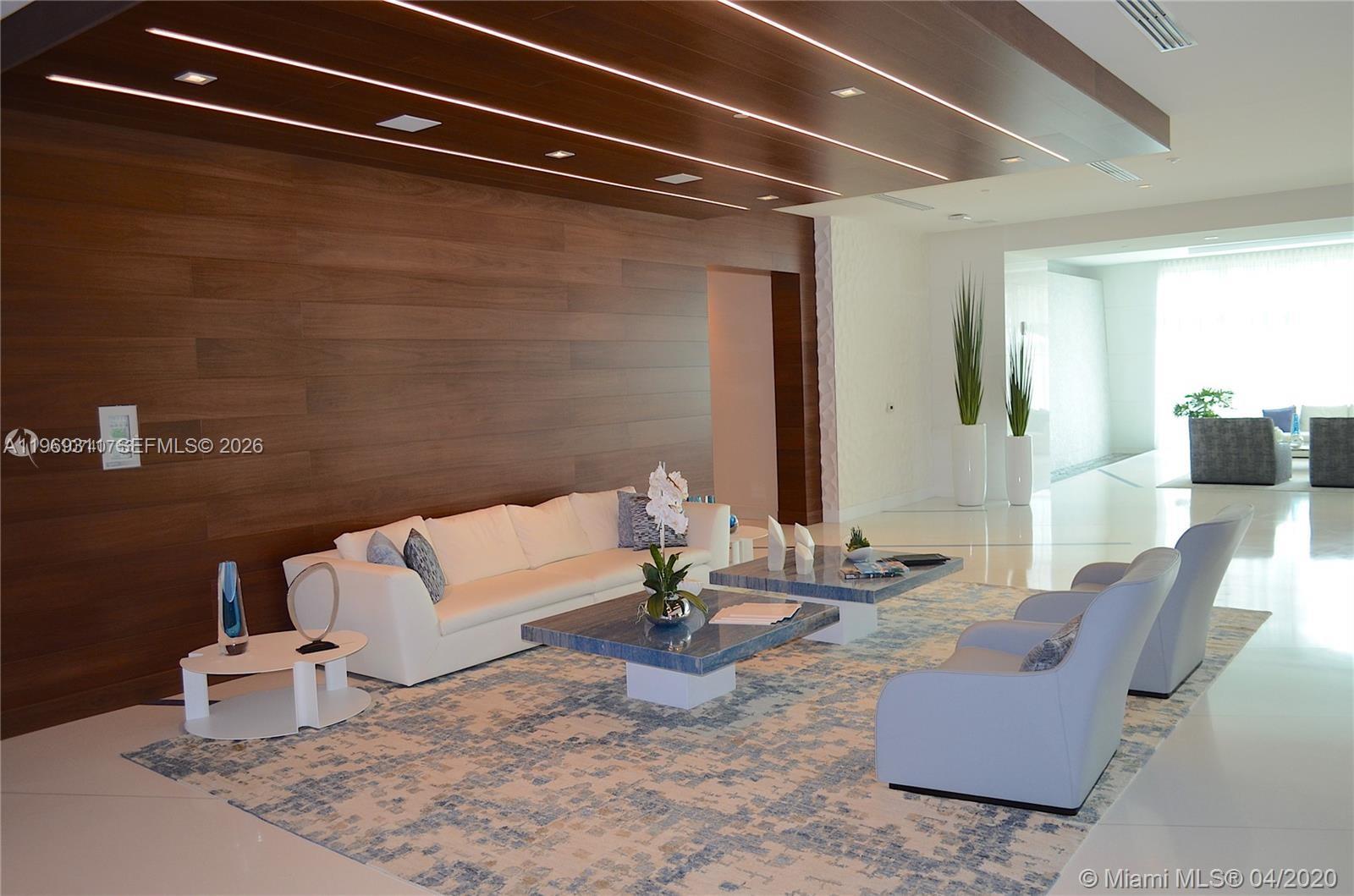 PARQUE TOWERS CONDO - Residential