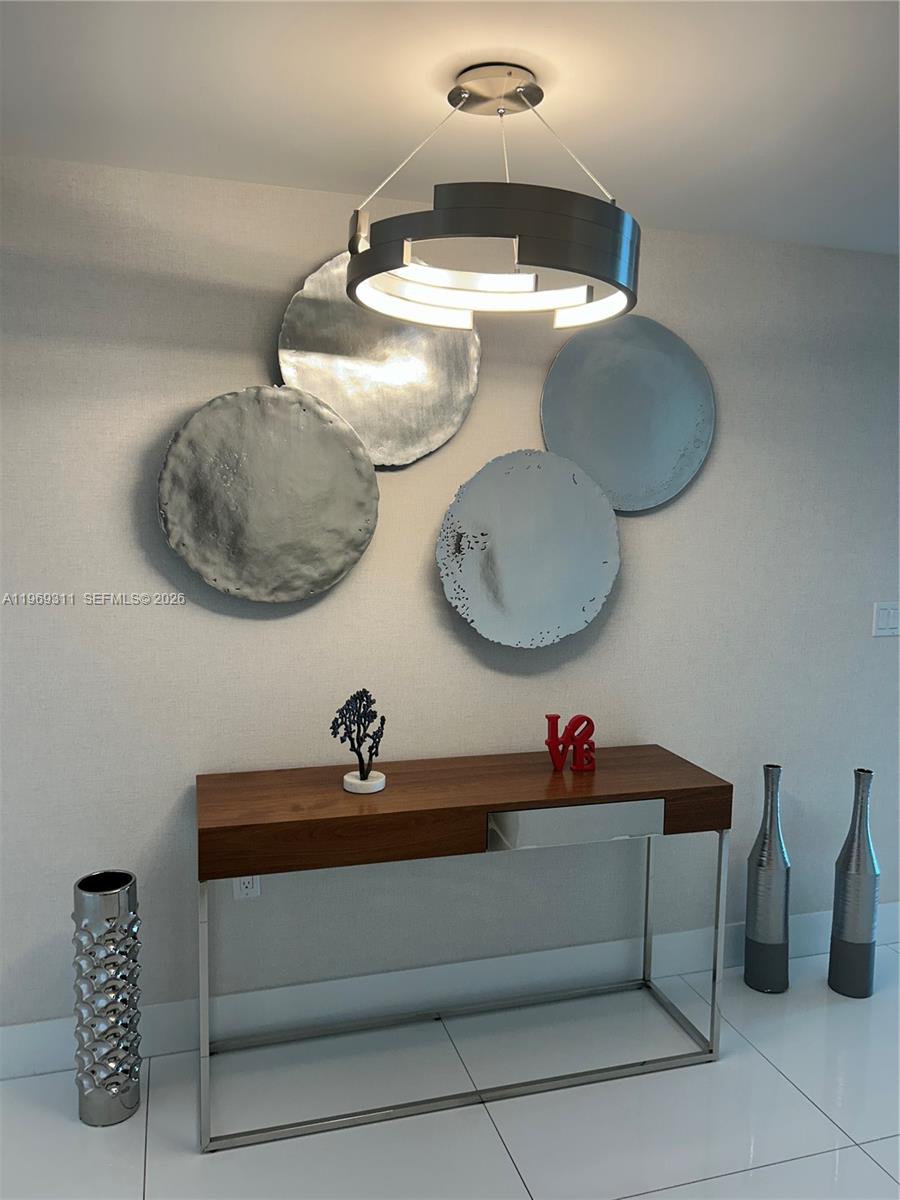 PARQUE TOWERS CONDO - Residential