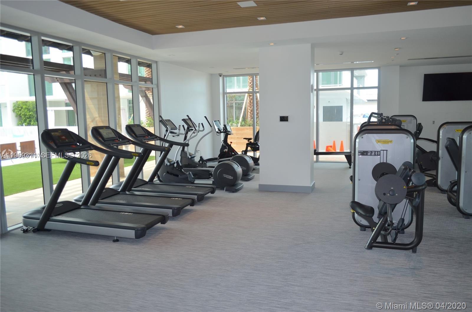 PARQUE TOWERS CONDO - Residential