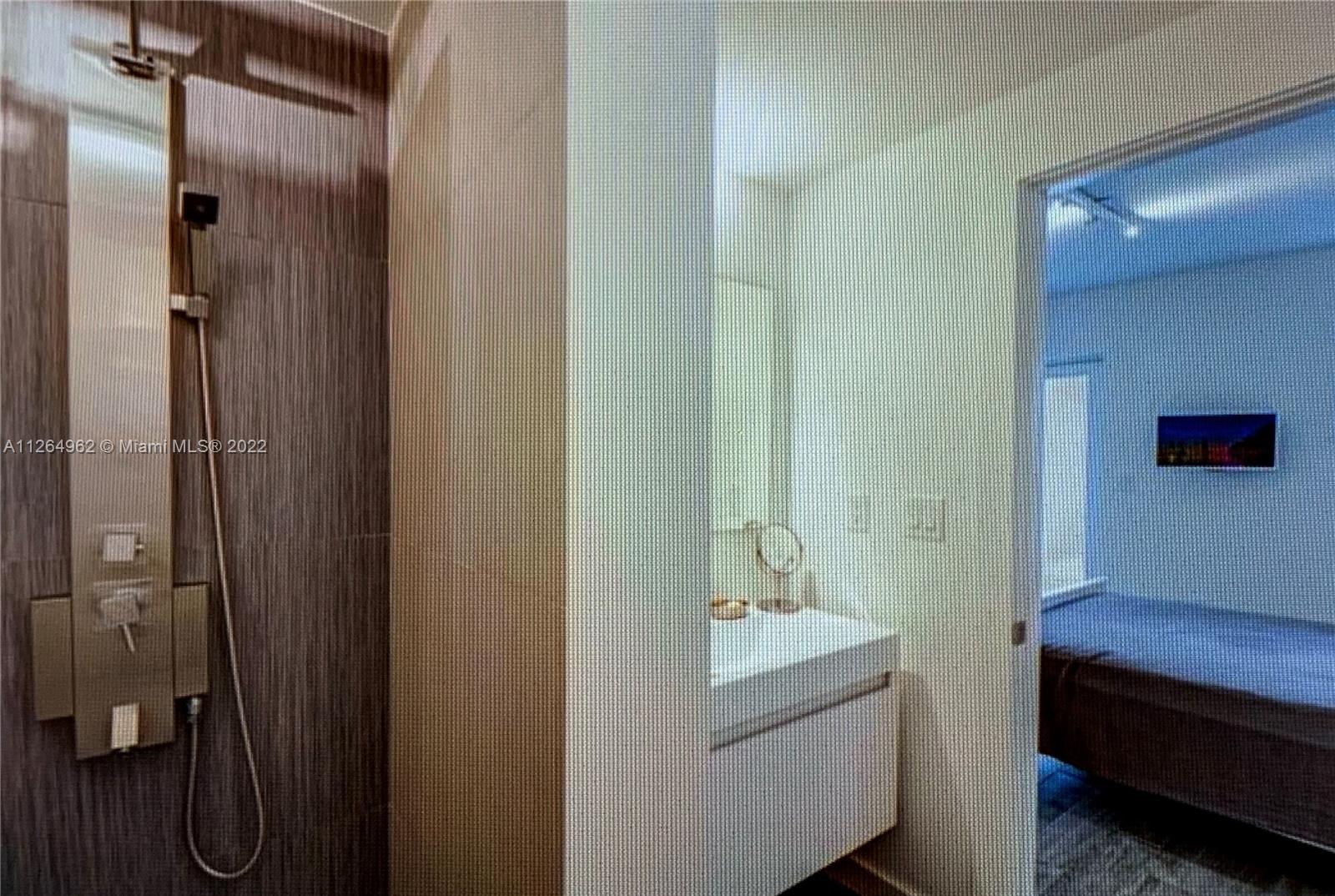 1035 EUCLID CONDO - Residential Lease