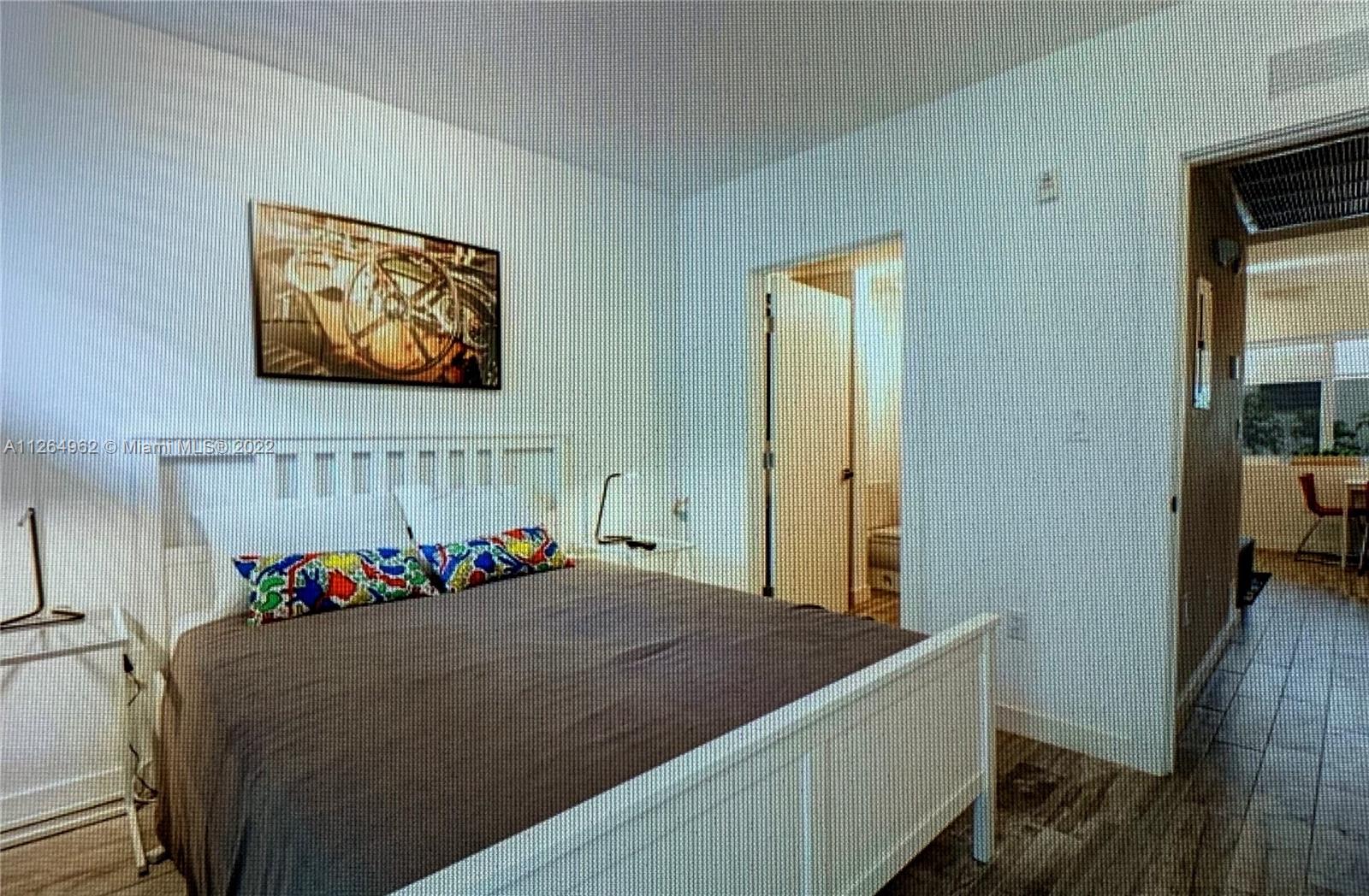 1035 EUCLID CONDO - Residential Lease