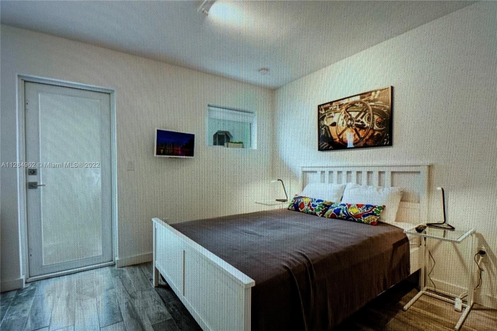 1035 EUCLID CONDO - Residential Lease