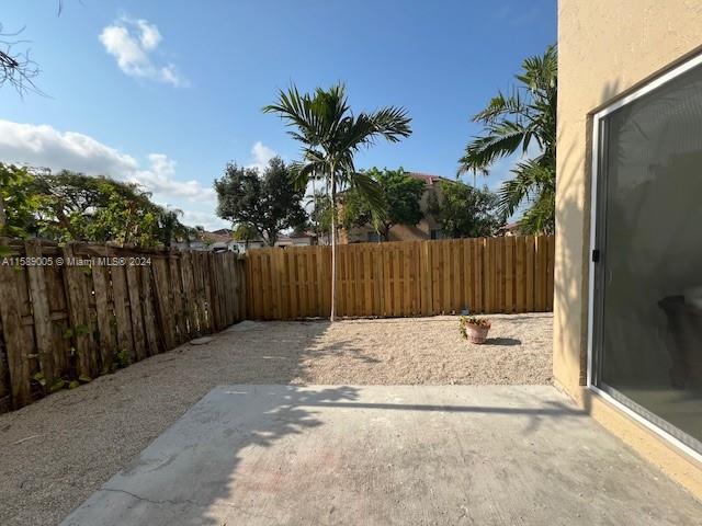LAKES BY THE BAY SEC 8 - Residential Lease