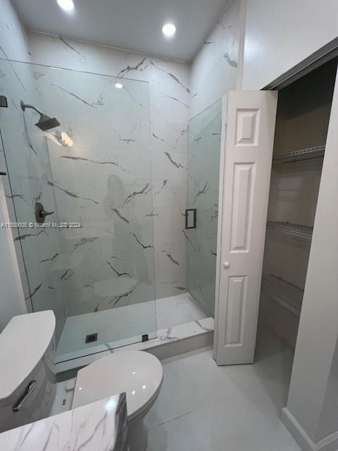LAKES BY THE BAY SEC 8 - Residential Lease