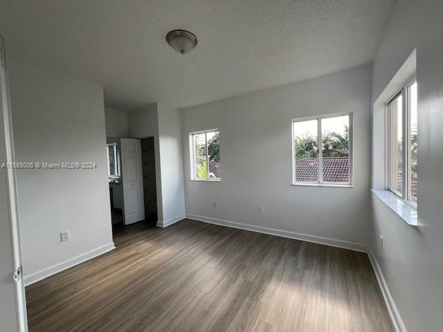 LAKES BY THE BAY SEC 8 - Residential Lease