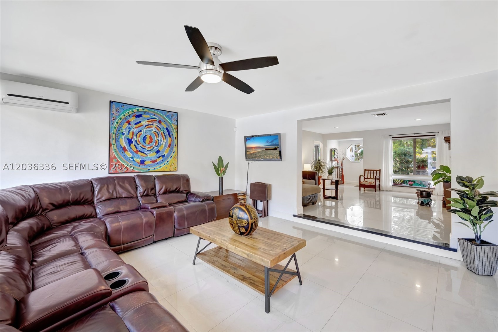 IMPERIAL POINT 3RD SEC - Residential