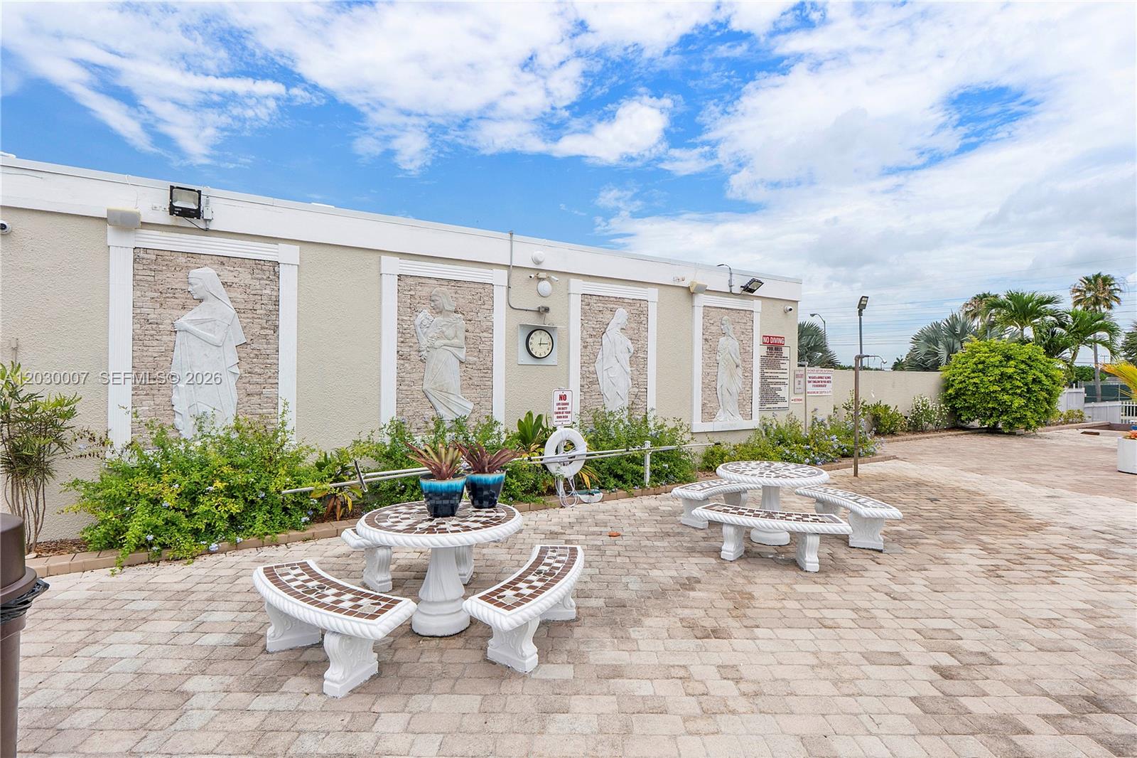 Estate of Fort Lauderdale - Residential