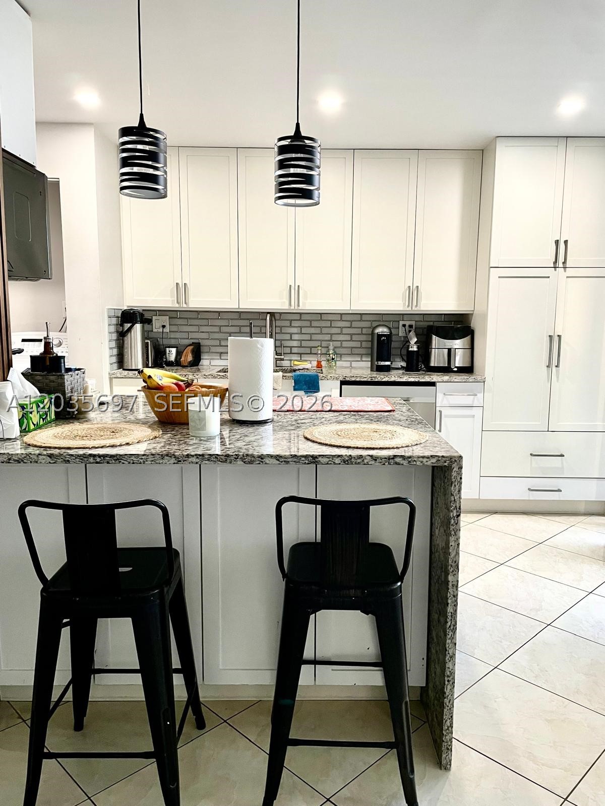 BLUE LAKE APTS CONDO - Residential Lease