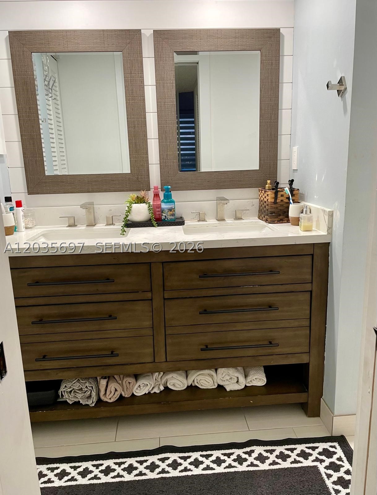 BLUE LAKE APTS CONDO - Residential Lease