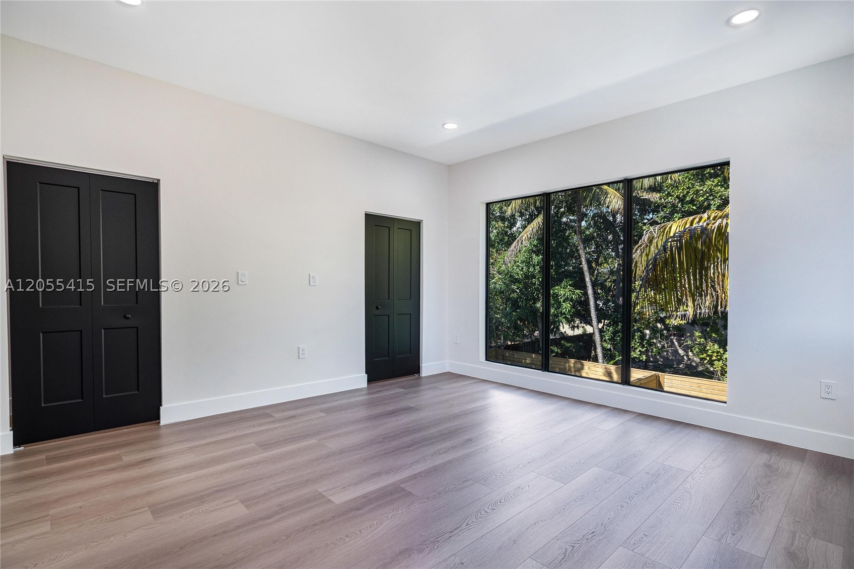 281 Prime Condo - Residential