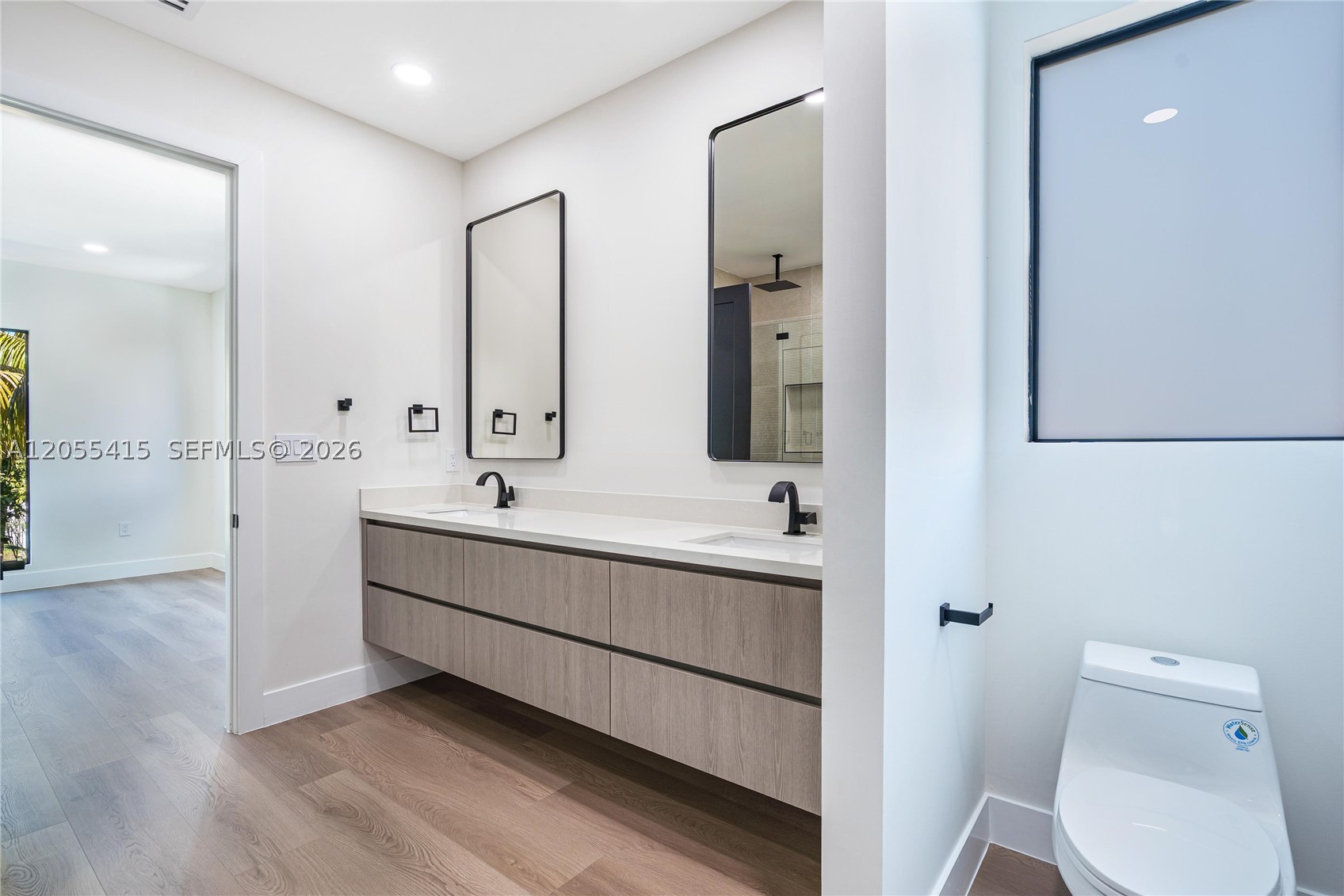 281 Prime Condo - Residential