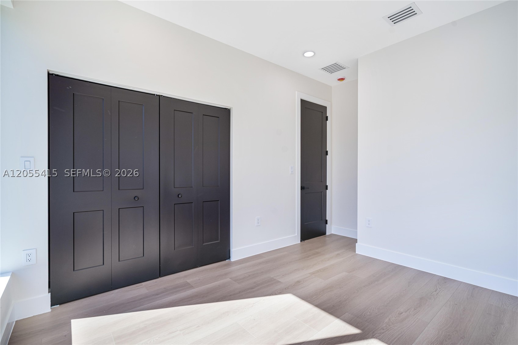 281 Prime Condo - Residential