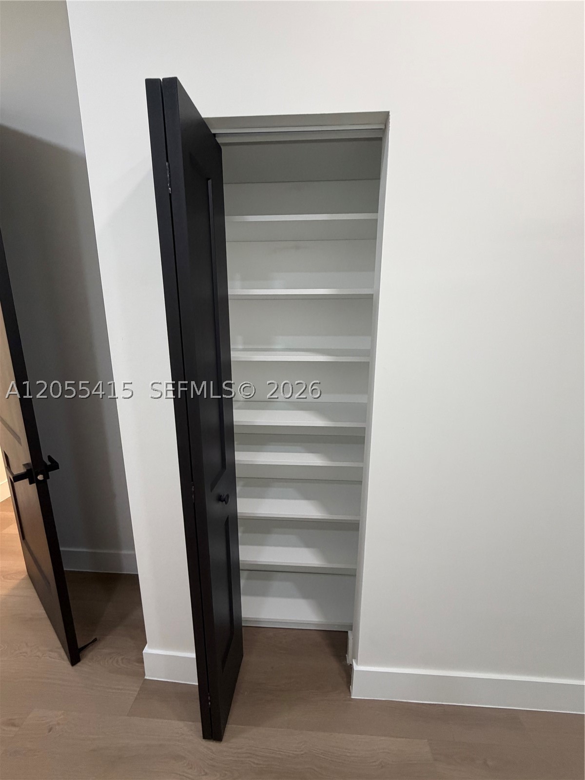 281 Prime Condo - Residential