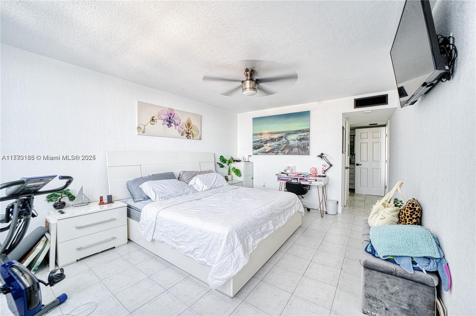 STRATFORD HOUSE CONDO - Residential Lease