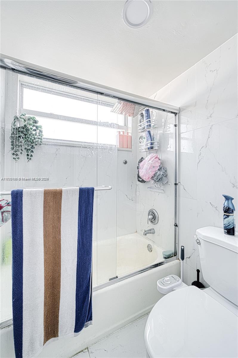 STRATFORD HOUSE CONDO - Residential Lease