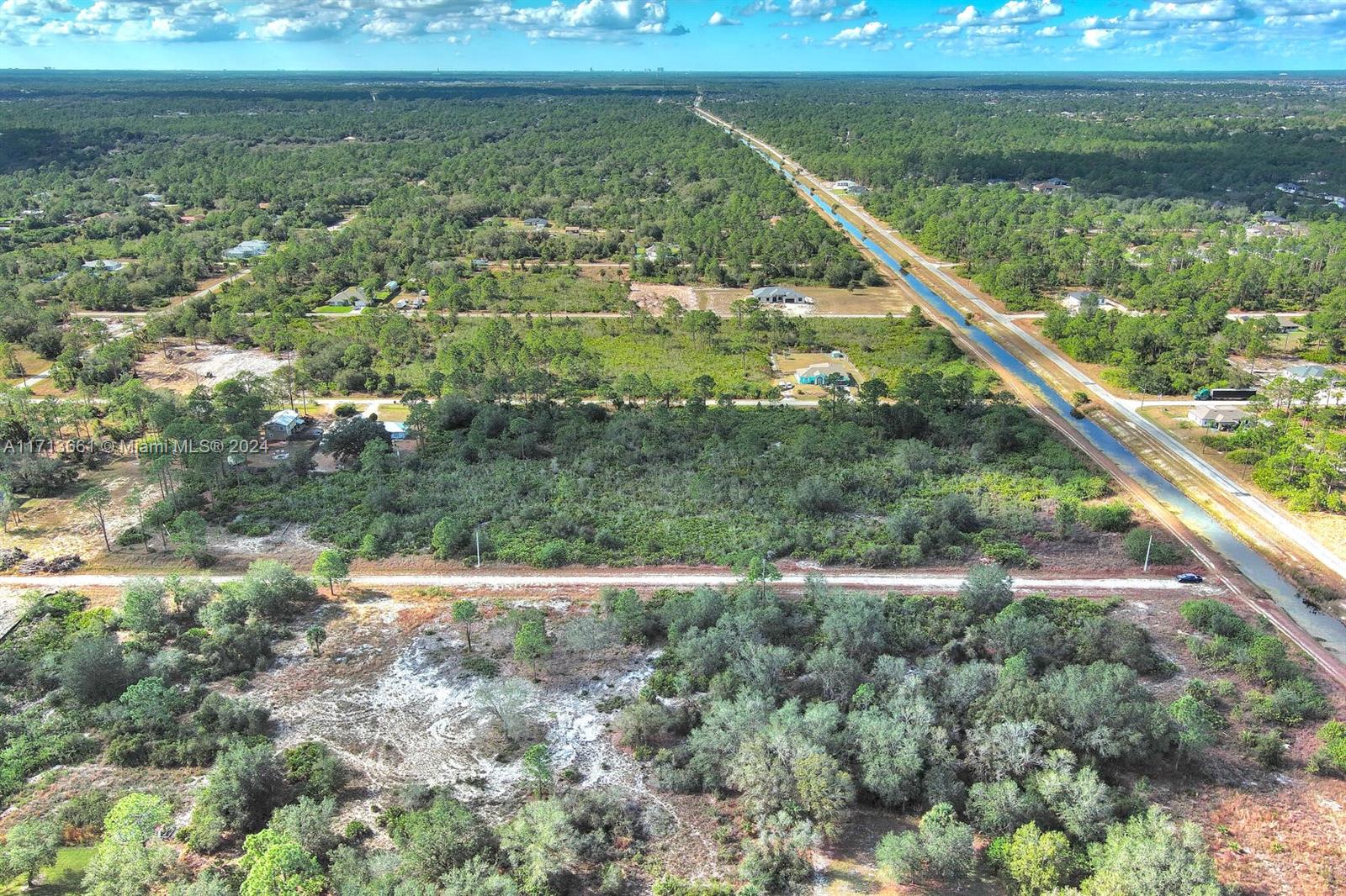 LEHIGH ACRES - Land