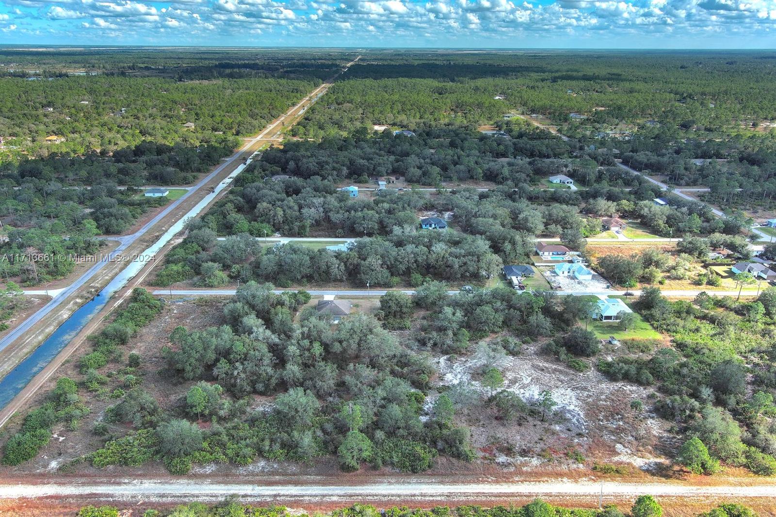 LEHIGH ACRES - Land
