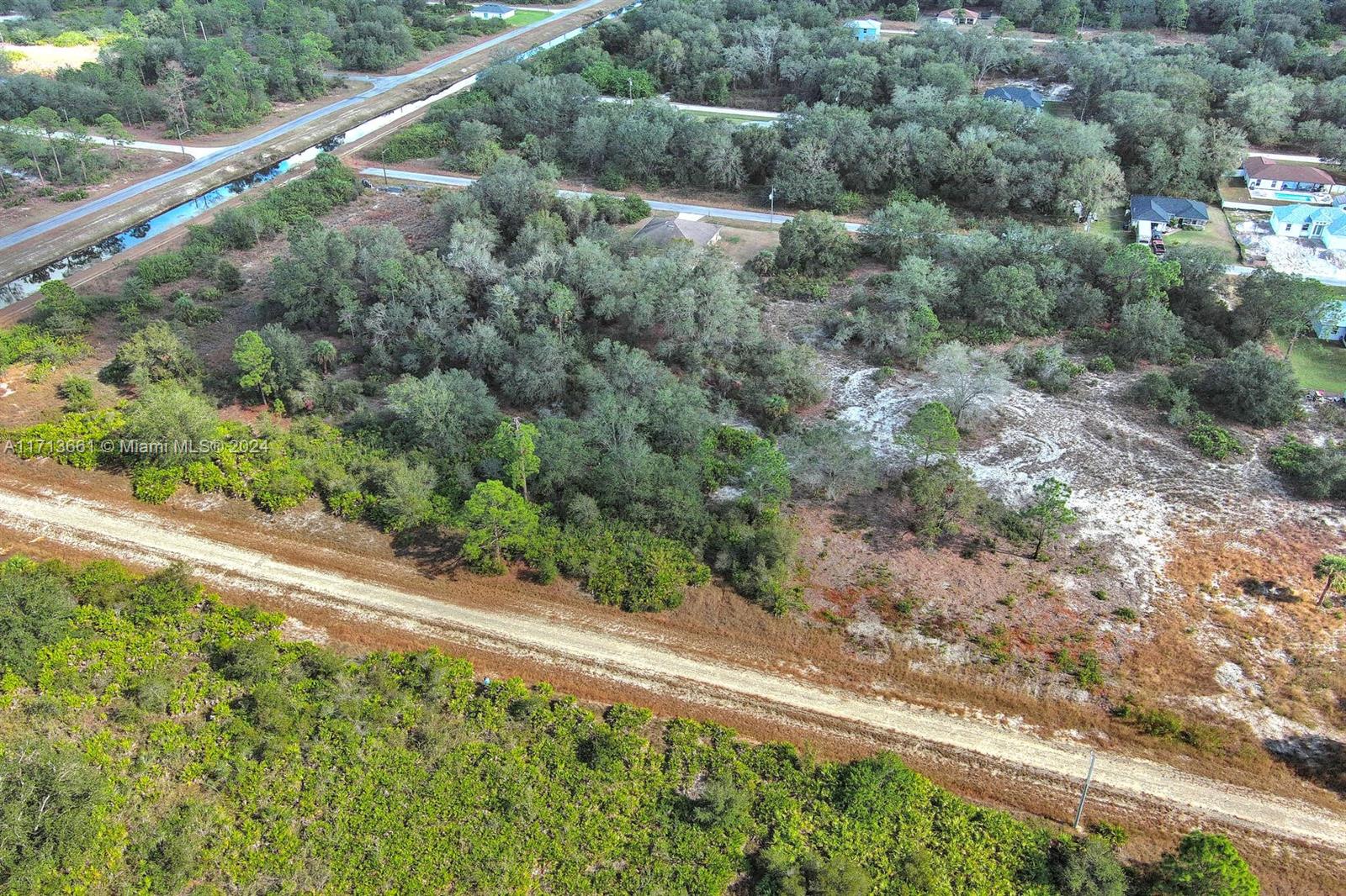 LEHIGH ACRES - Land