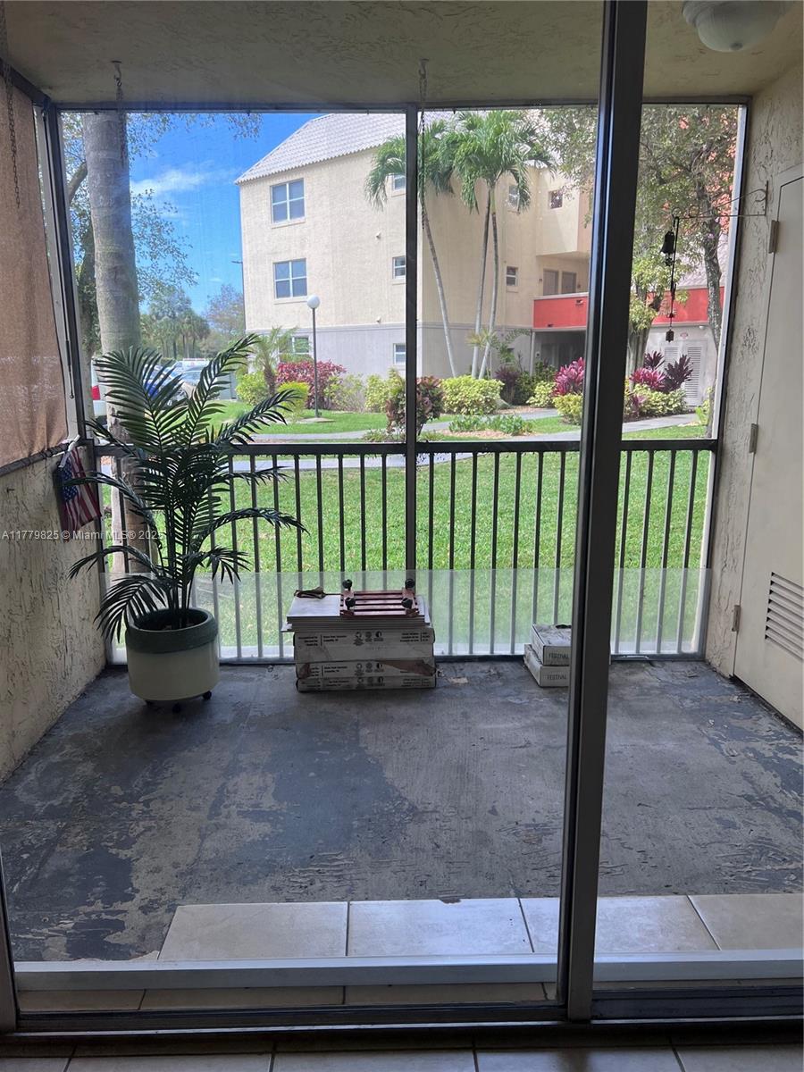 LAS VISTAS AT DORAL CONDO - Residential Lease