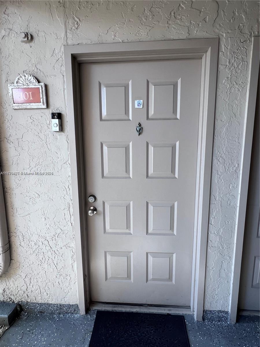 LAS VISTAS AT DORAL CONDO - Residential Lease