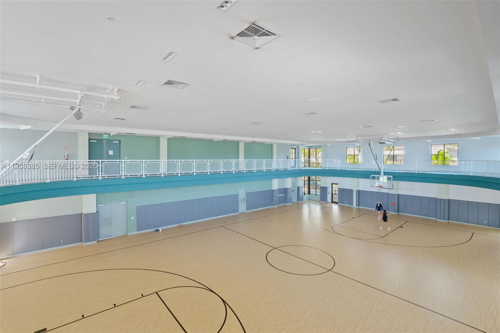 DOWNTOWN DORAL SOUTH PHAS - Residential