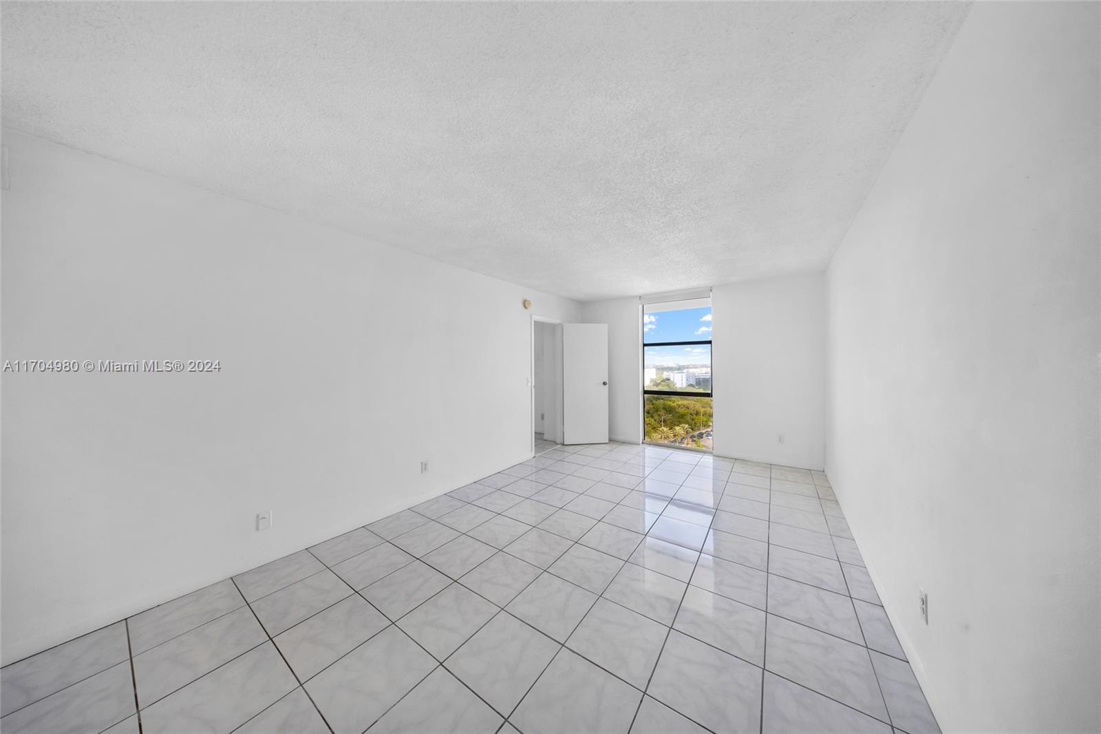 SAILBOAT CAY CONDO - Residential Lease