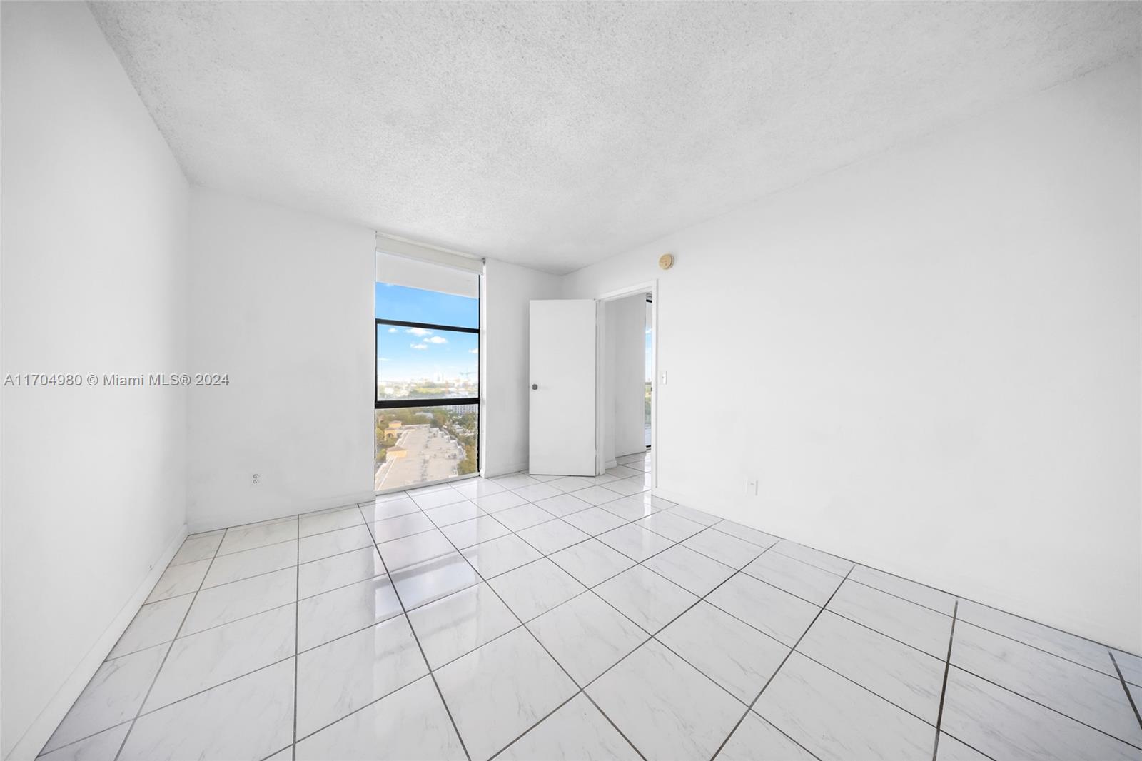SAILBOAT CAY CONDO - Residential Lease