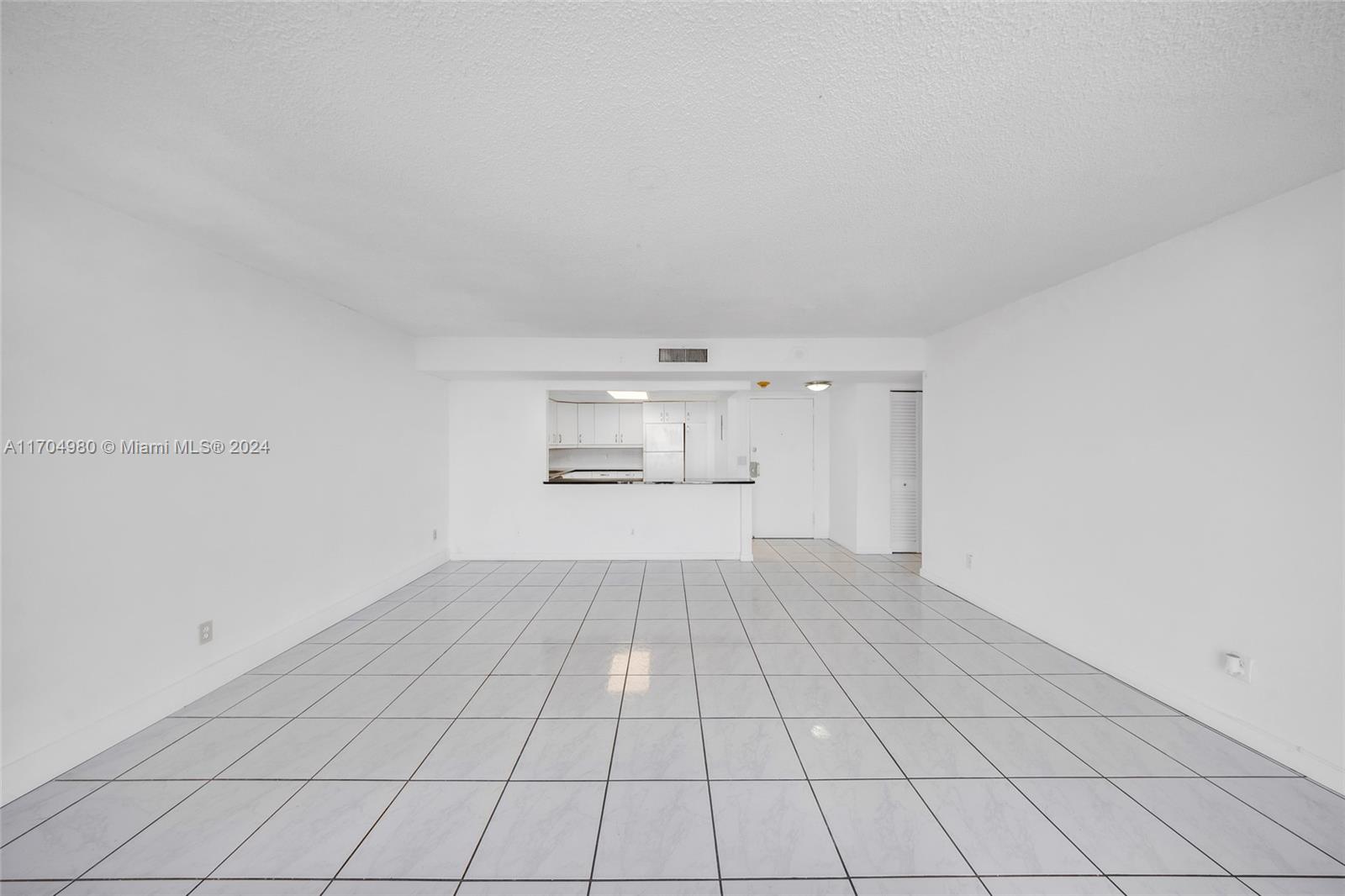SAILBOAT CAY CONDO - Residential Lease