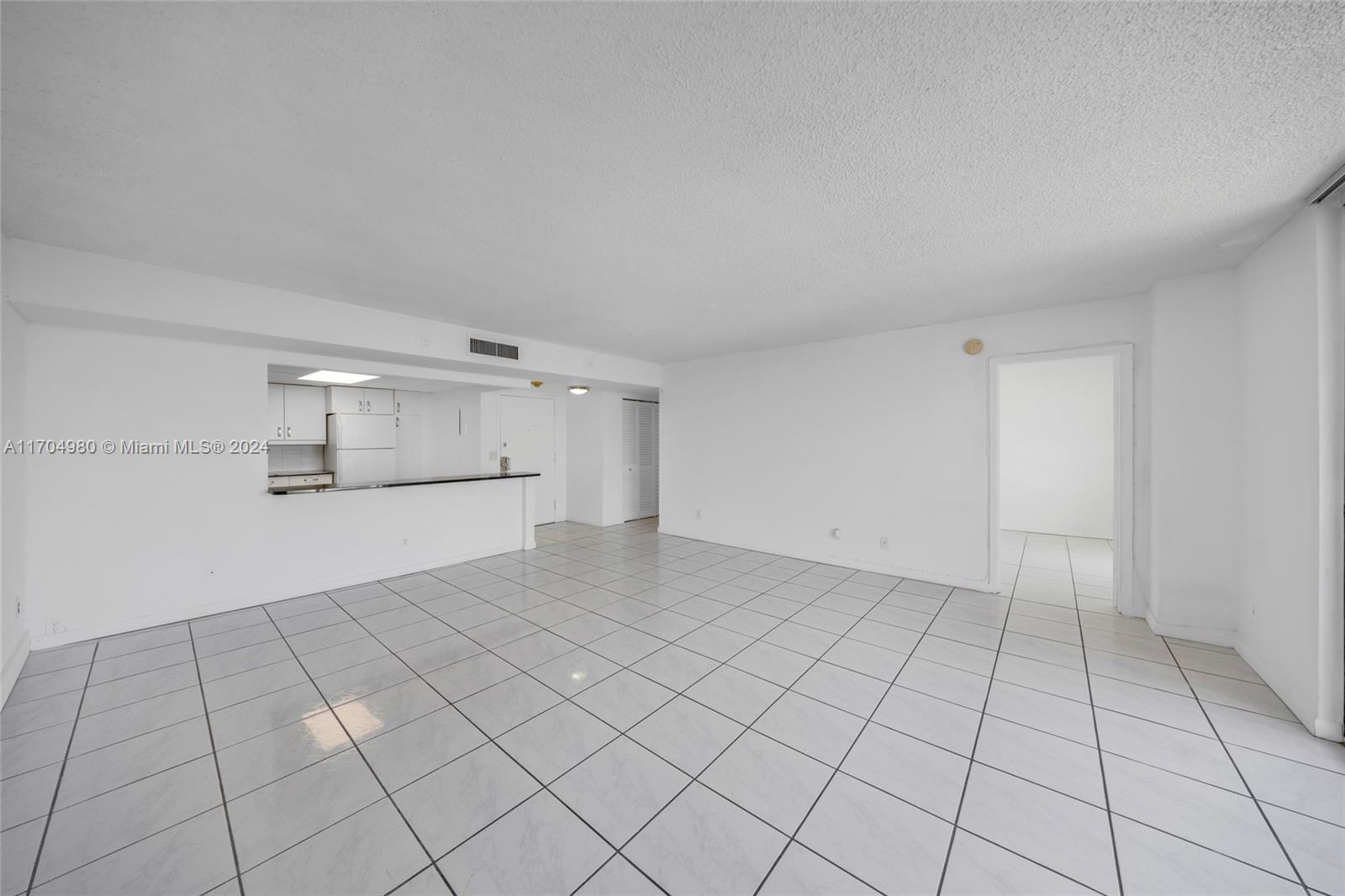 SAILBOAT CAY CONDO - Residential Lease