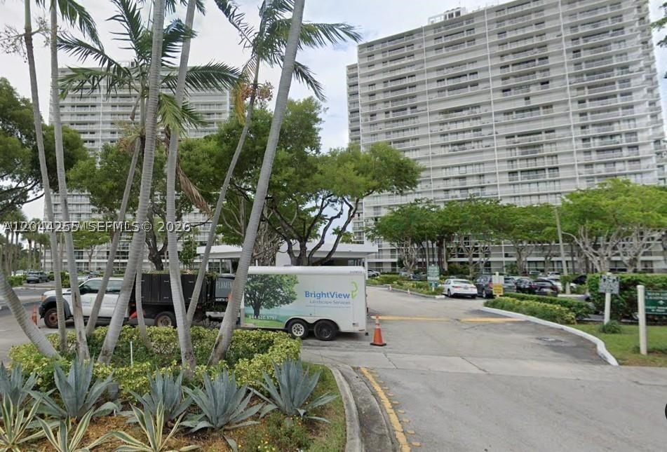 PARTIALLY RENOVATED 3 Bedroom 3 Bath CONDOMINIUM IN AVENTURA. This Greatly located unit on Country Club Dr. at Flamenco Condo Towers is equipped with many amenities and beautiful parks and green areas to stroll through. This is a corner unit with an oversize balcony. Close to the Aventura Mall - Beaches - Transportation and so much more. This unit is priced to sell quickly. The building HAS RESERVES AND SELLER WILL PAY ASSESMENTS AT CLOSING.