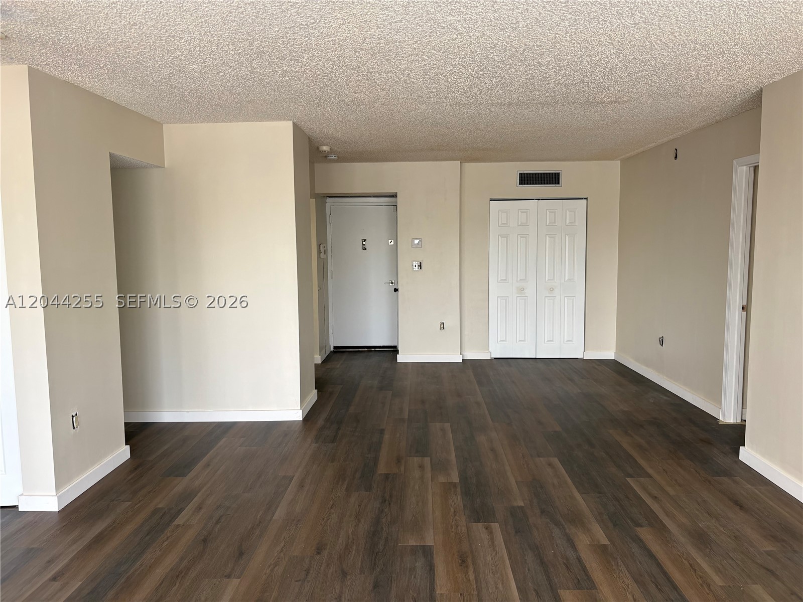 FLAMENCO CONDO TOWER II - Residential