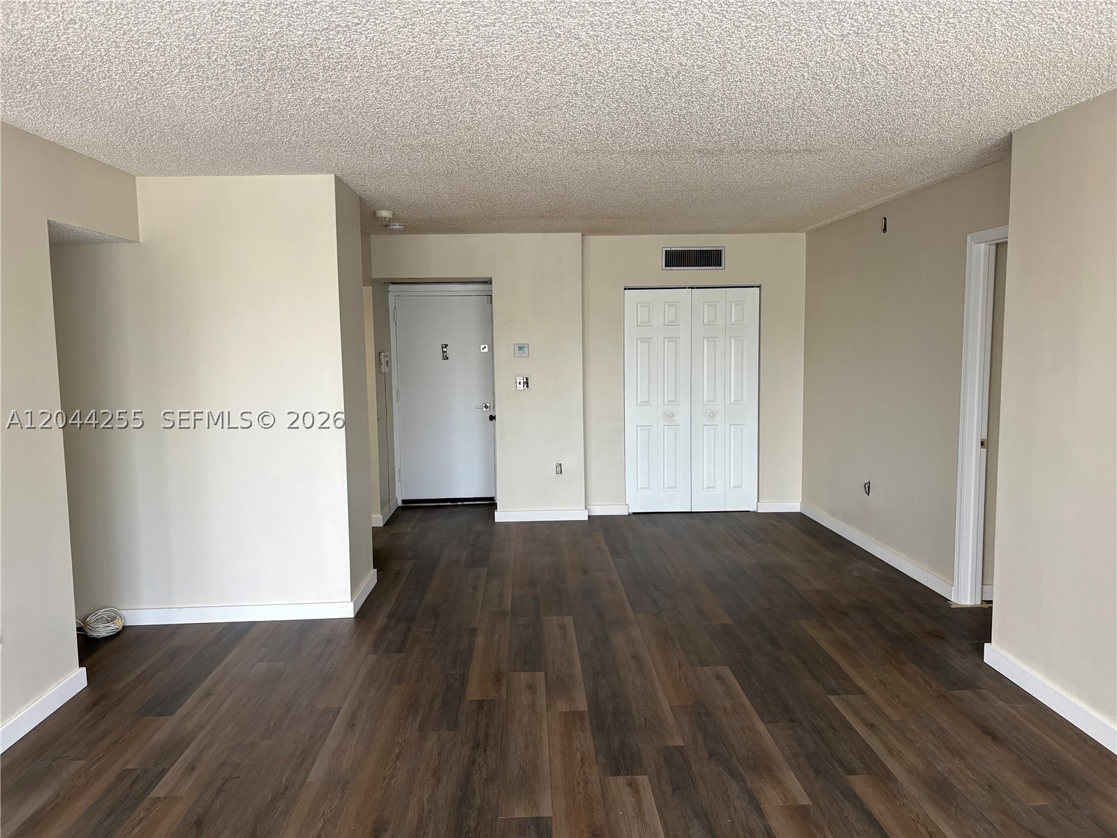 FLAMENCO CONDO TOWER II - Residential