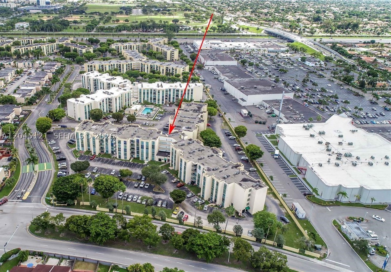 INTERNATIONAL TOWERS COND - Residential Lease