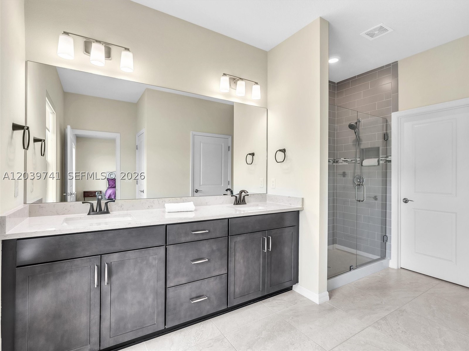 HILLCREST COUNTRY CLUB SO - Residential