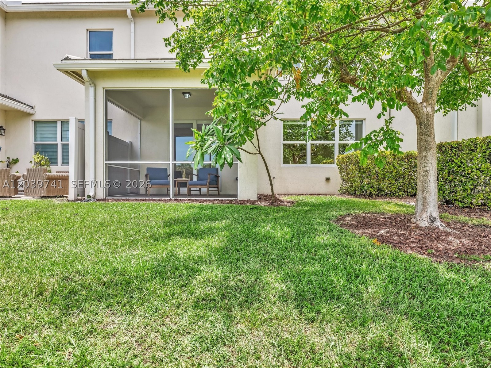 HILLCREST COUNTRY CLUB SO - Residential