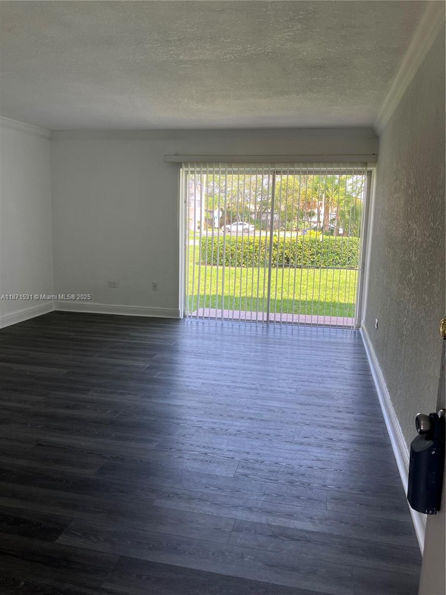 SUNSET PALMS WEST CONDO - Residential