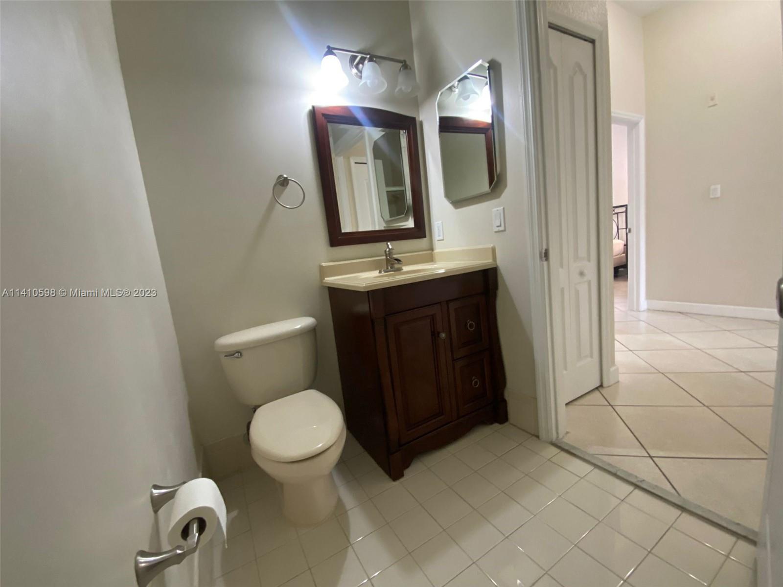 COURTYARDS THREE CONDO - Residential Lease
