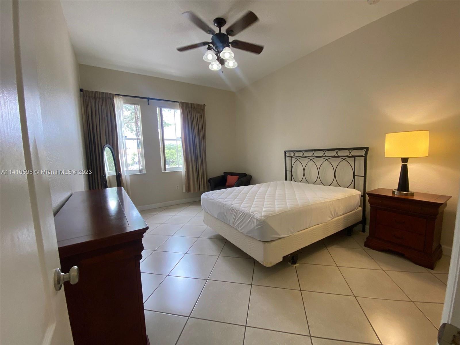 COURTYARDS THREE CONDO - Residential Lease