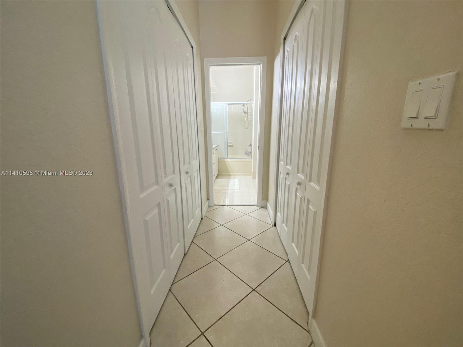 COURTYARDS THREE CONDO - Residential Lease