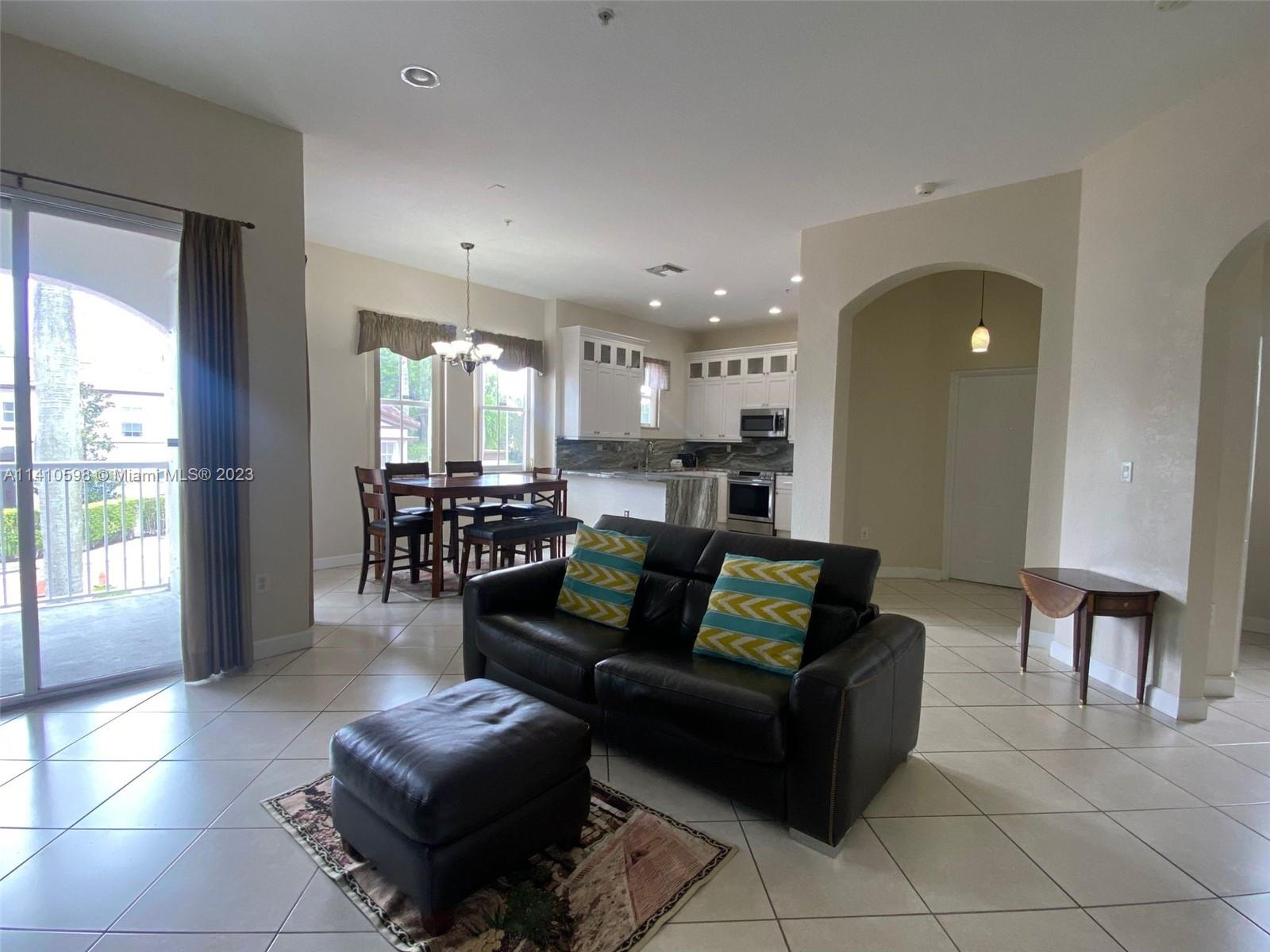 COURTYARDS THREE CONDO - Residential Lease
