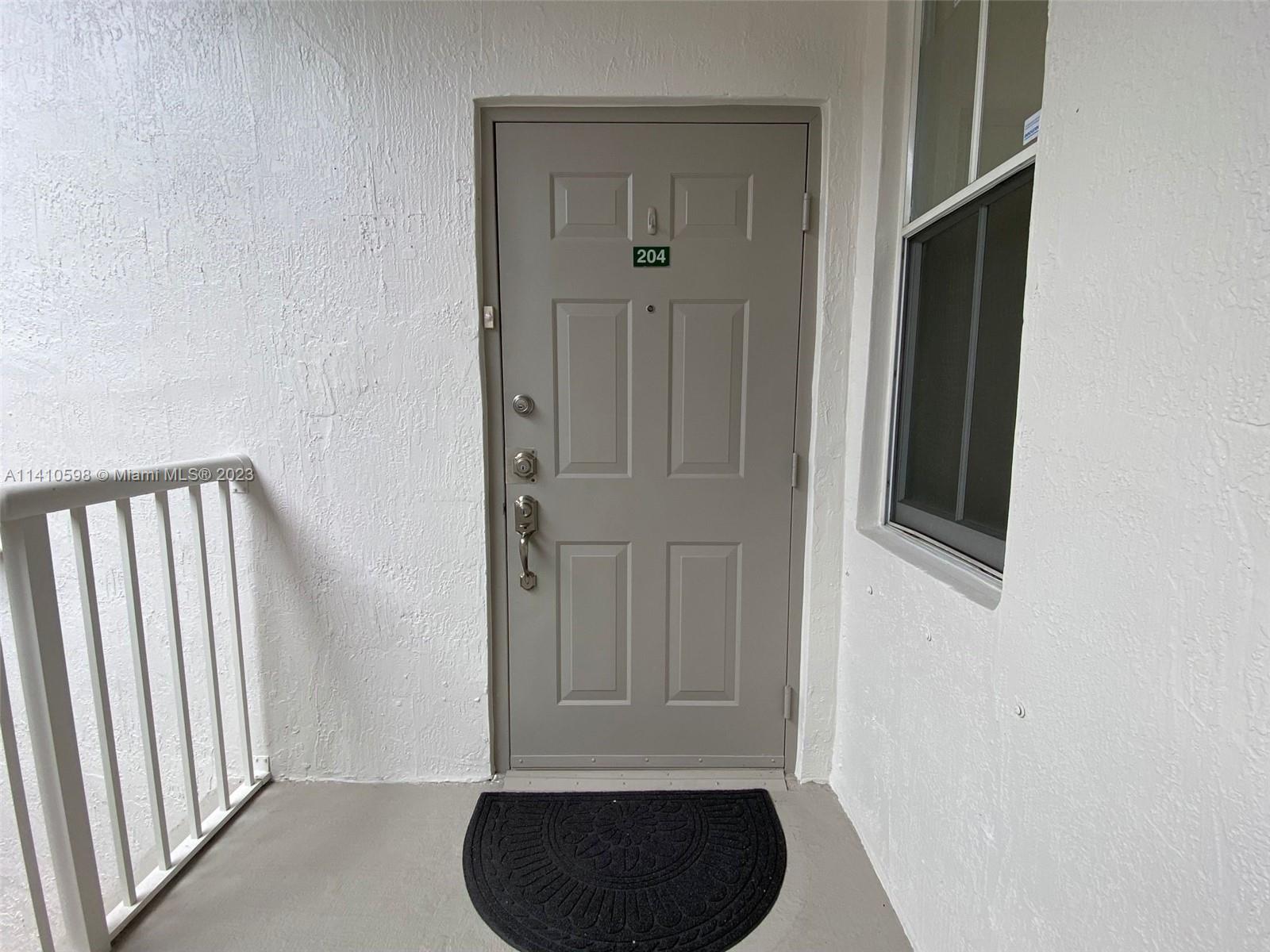 COURTYARDS THREE CONDO - Residential Lease
